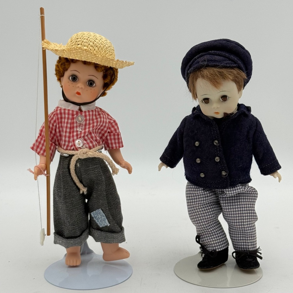 Madame Alexander Huckleberry Finn & Artful Dodger 8 inch Dolls with Stands Set